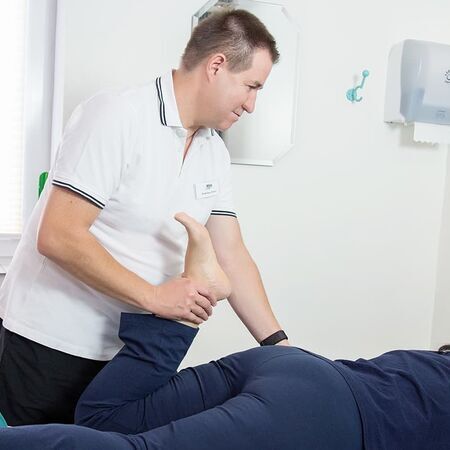 Mehr Bewegungsfreiheit und weniger Schmerzen durch professionelle Physiotherapie